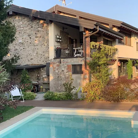 فيلة Casale Riviera Calvagese Della Riviera