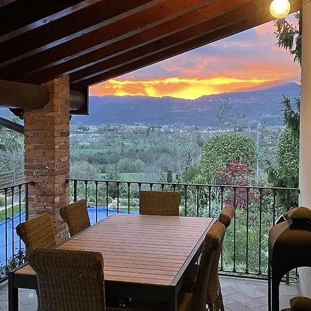 Casale Riviera فيلة