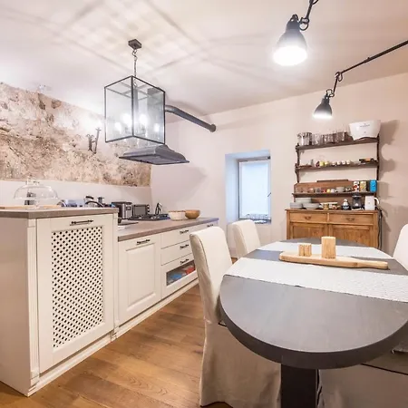 Casale Riviera فيلة *