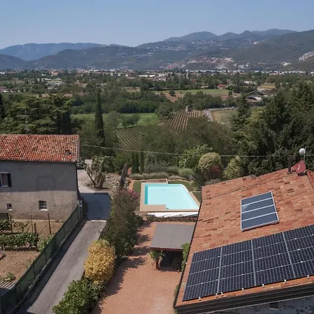 Casale Riviera فيلة